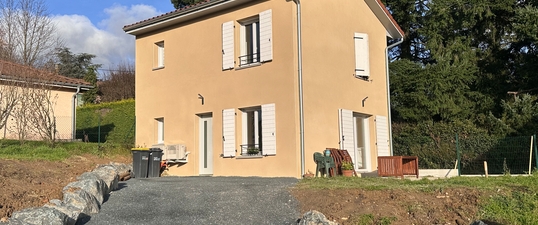 Thumbnail [100%x225]